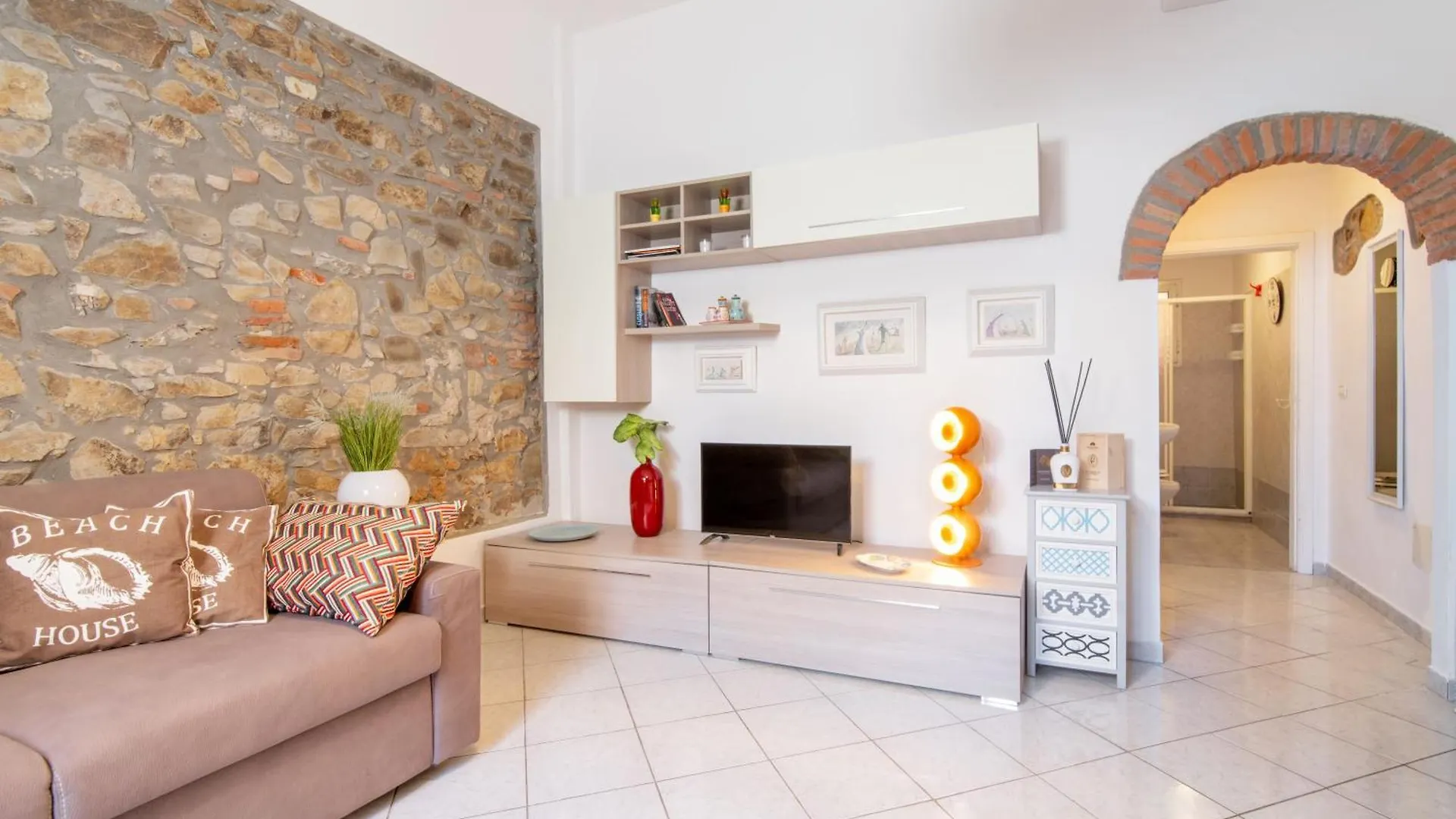 Piombino Apartments - Casa Miro contacts